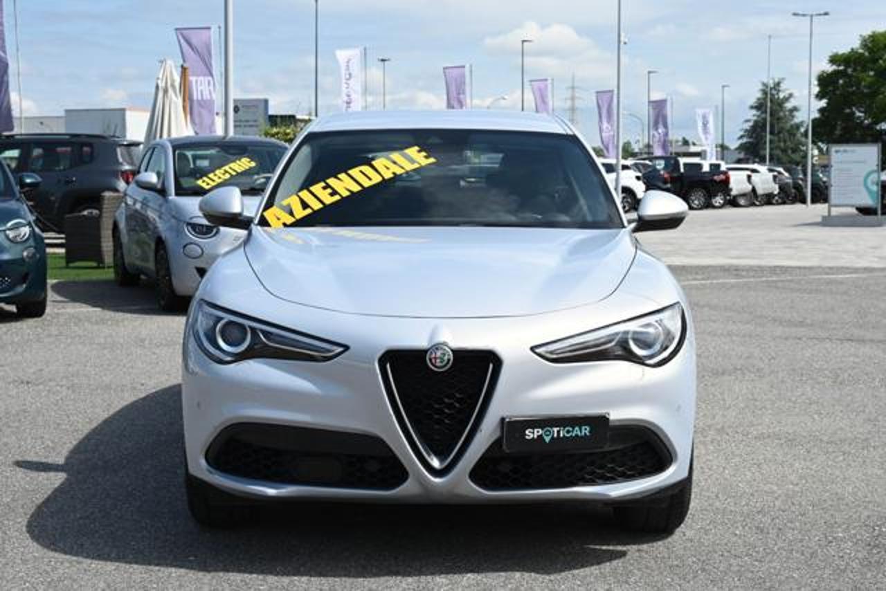 Alfa Romeo Alfa Romeo Stelvio usata, con navigatore