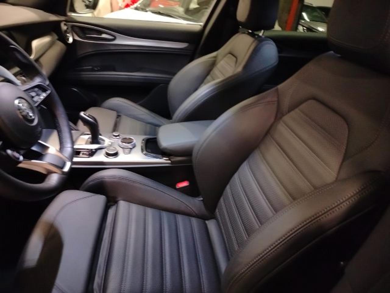 Alfa Romeo Alfa Romeo Stelvio usata 15