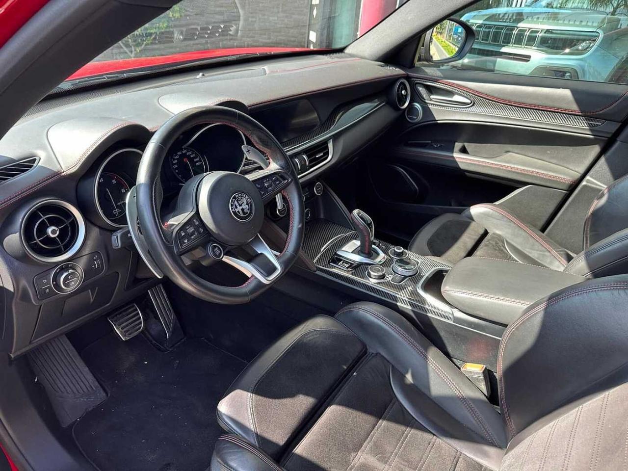 Alfa Romeo Alfa Romeo Stelvio usata, con 3750