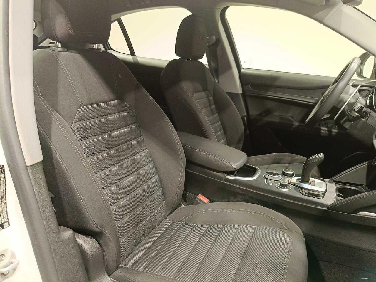 Alfa Romeo Alfa Romeo Stelvio usata, con abs