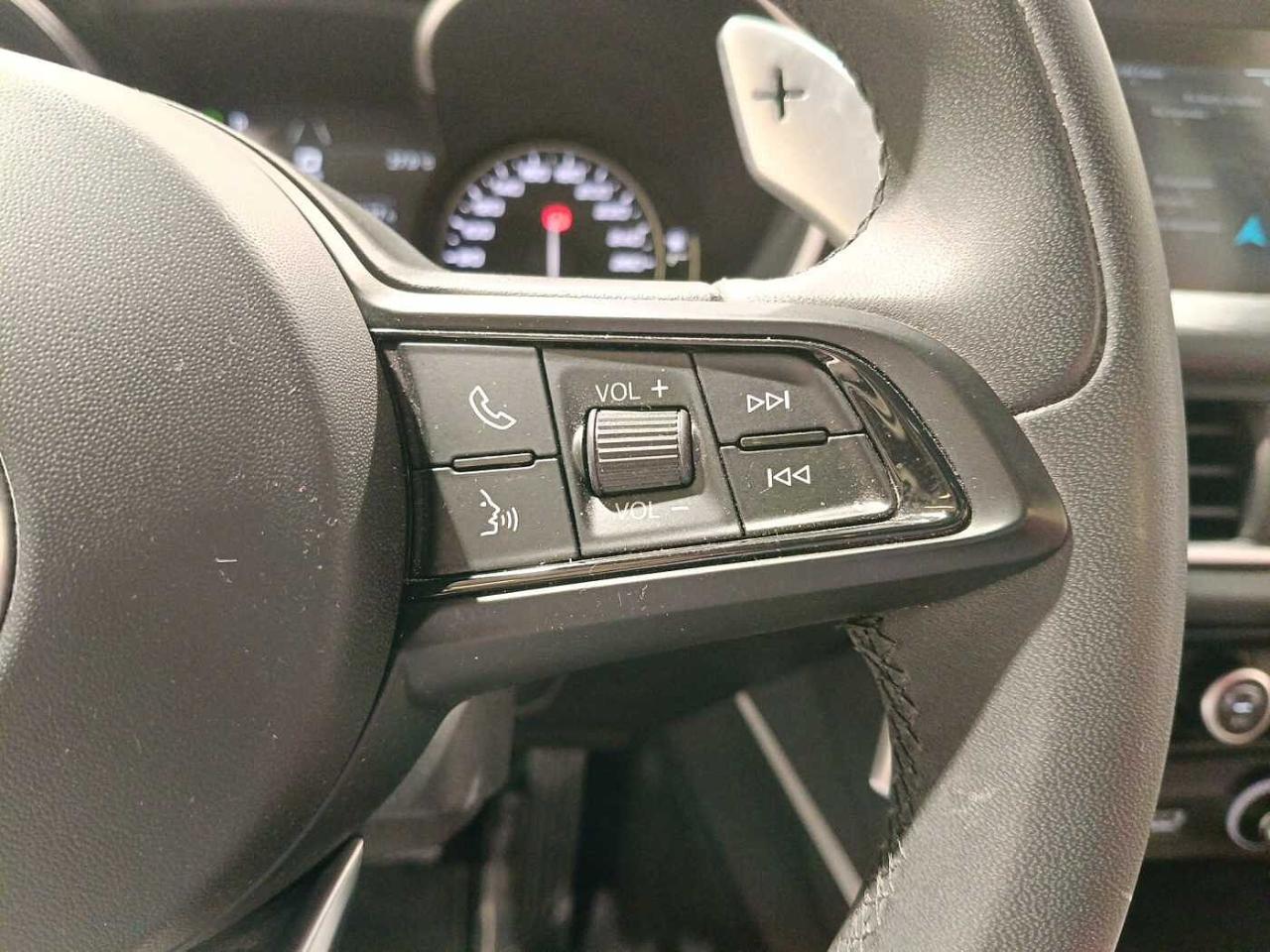 Alfa Romeo Alfa Romeo Stelvio usata, con bi-xenon lighting pack