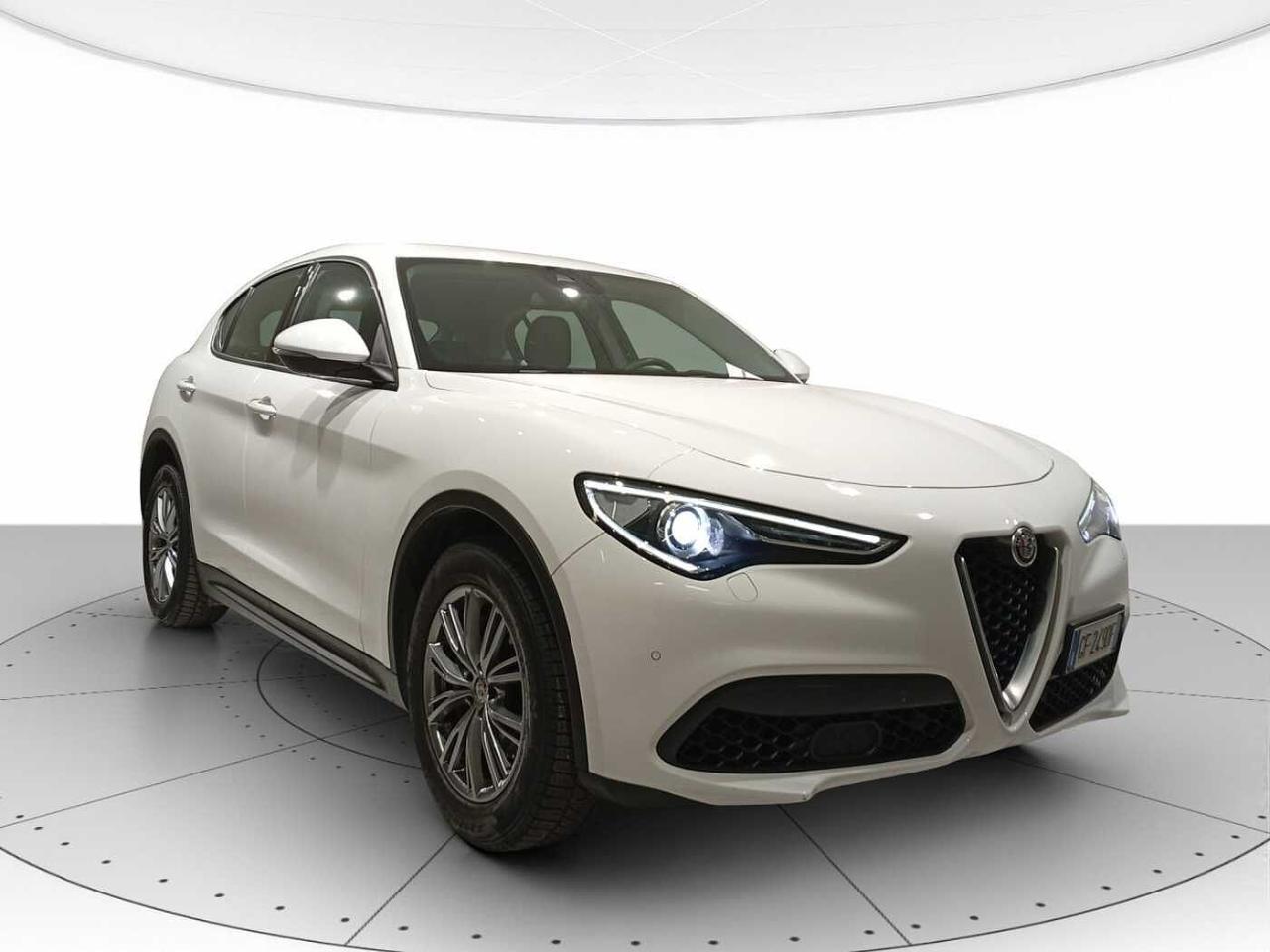 Alfa Romeo Alfa Romeo Stelvio usata, con clima automatico
