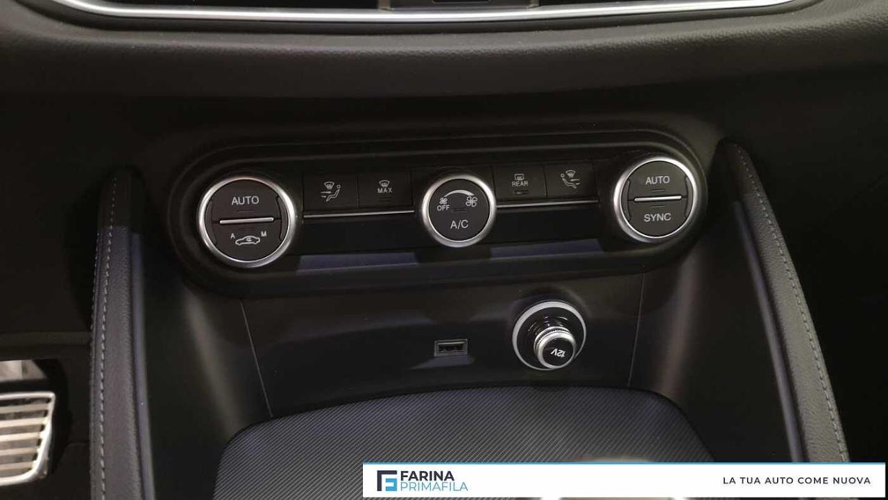 Alfa Romeo Alfa Romeo Stelvio usata 8