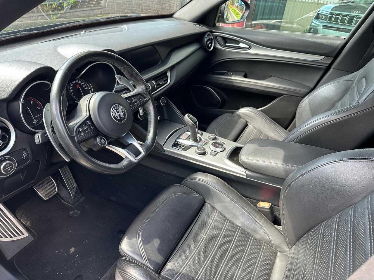 Alfa Romeo Alfa Romeo Stelvio usata, con 4 cilindri
