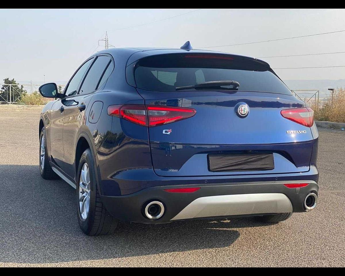 Alfa Romeo Alfa Romeo Stelvio usata, con 8 marce