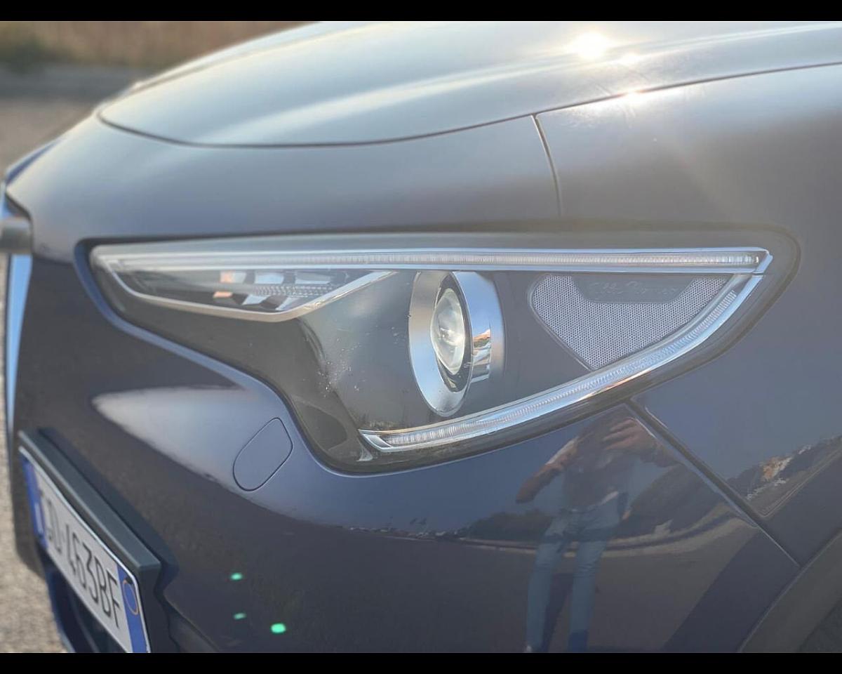 Alfa Romeo Alfa Romeo Stelvio usata, con Nessun airbag