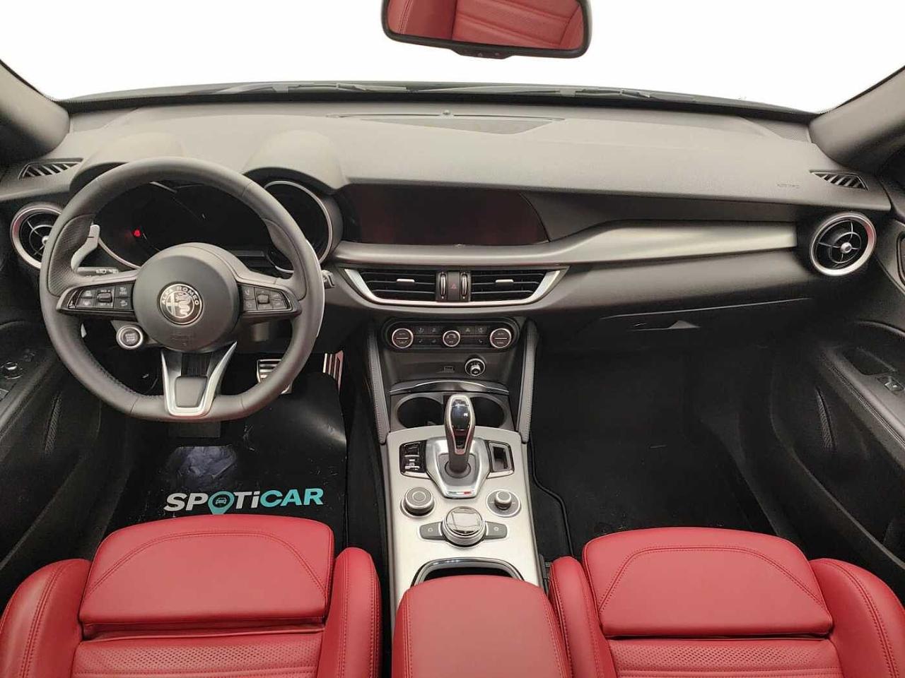 Alfa Romeo Alfa Romeo Stelvio usata, con chiusura centralizzata