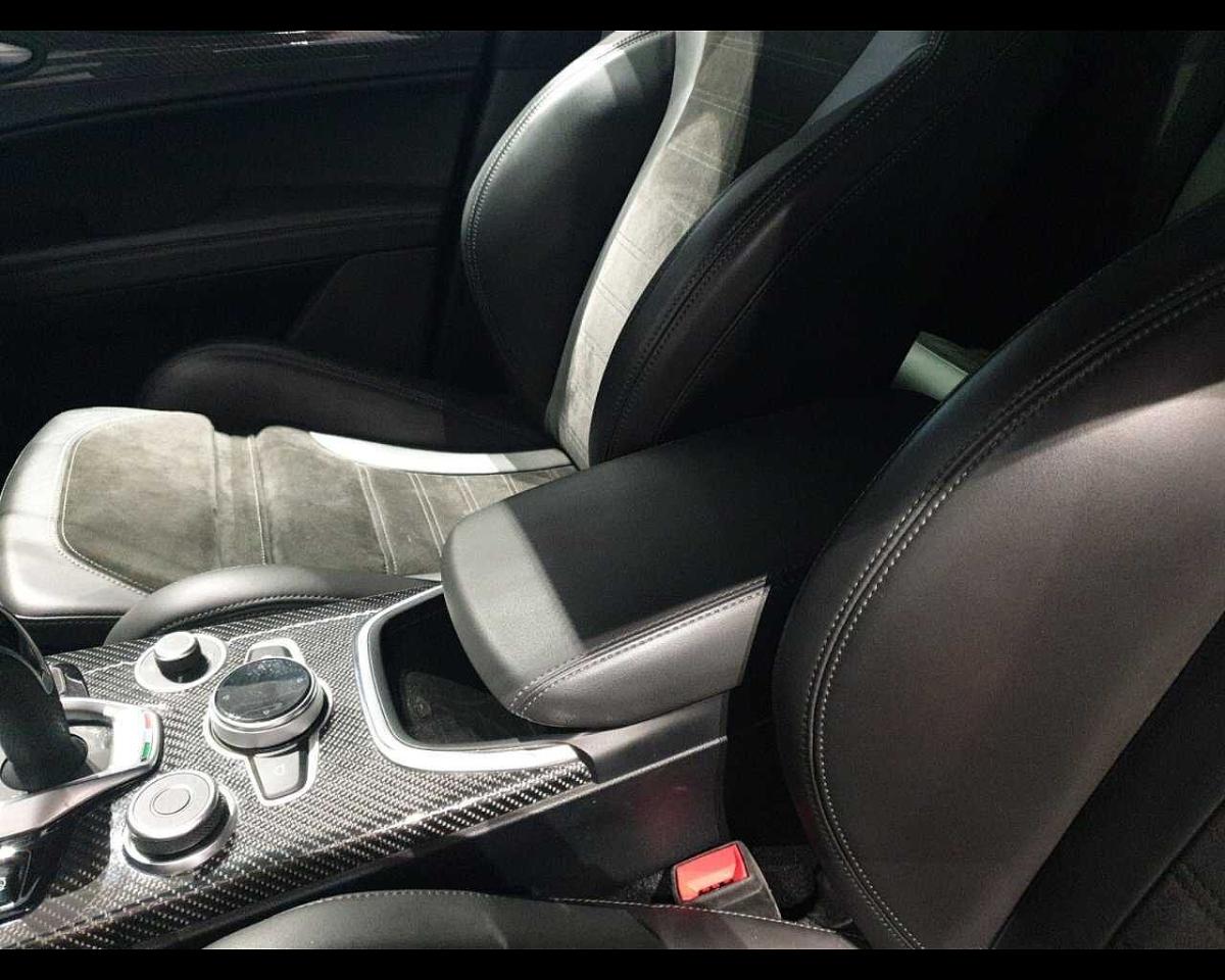 Alfa Romeo Alfa Romeo Stelvio usata 18