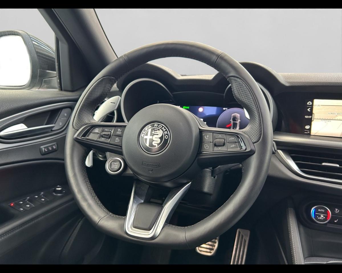 Alfa Romeo Alfa Romeo Stelvio usata, con navigatore