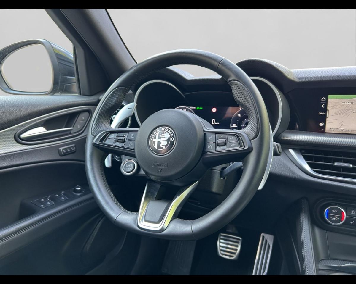 Alfa Romeo Alfa Romeo Stelvio usata, con navigatore