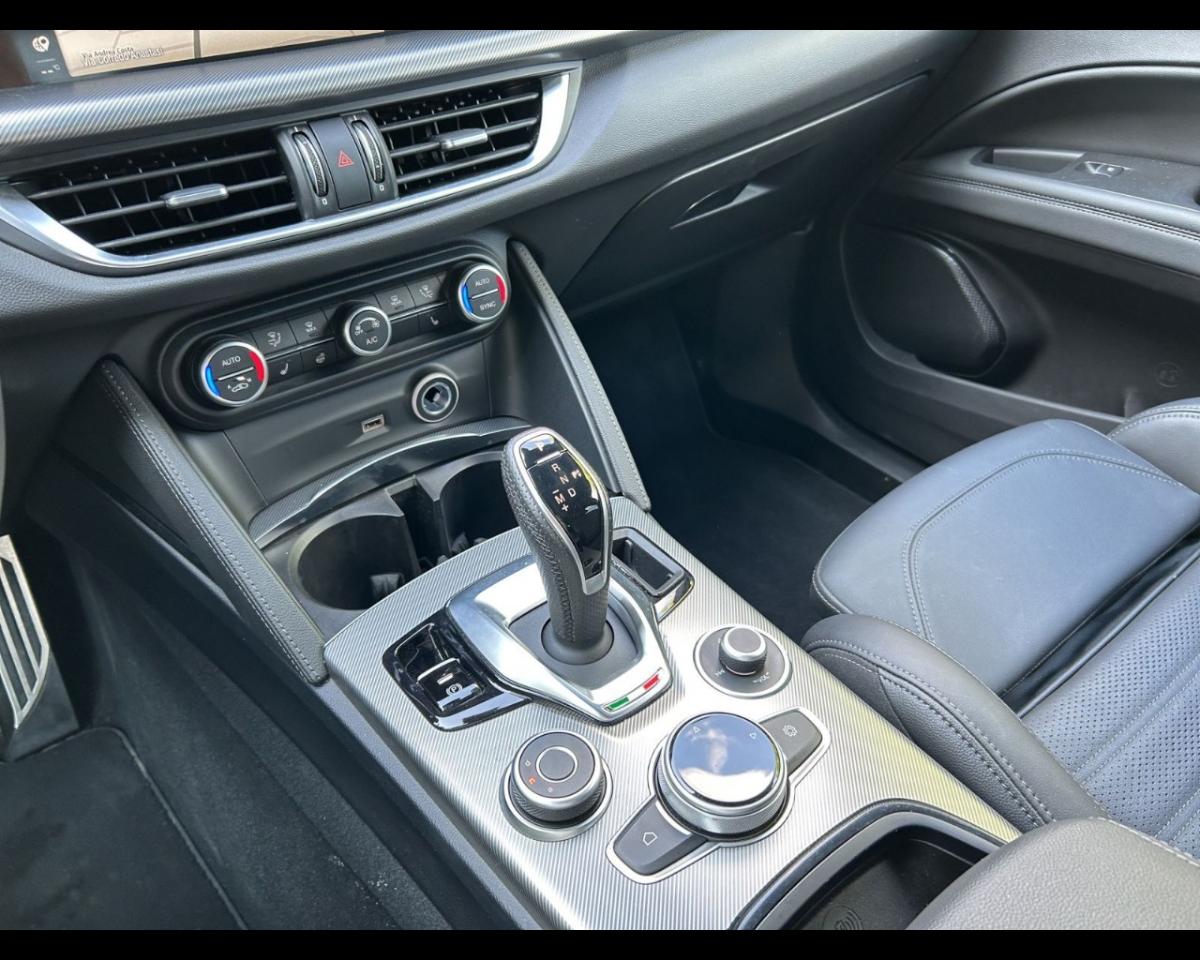 Alfa Romeo Alfa Romeo Stelvio usata 5