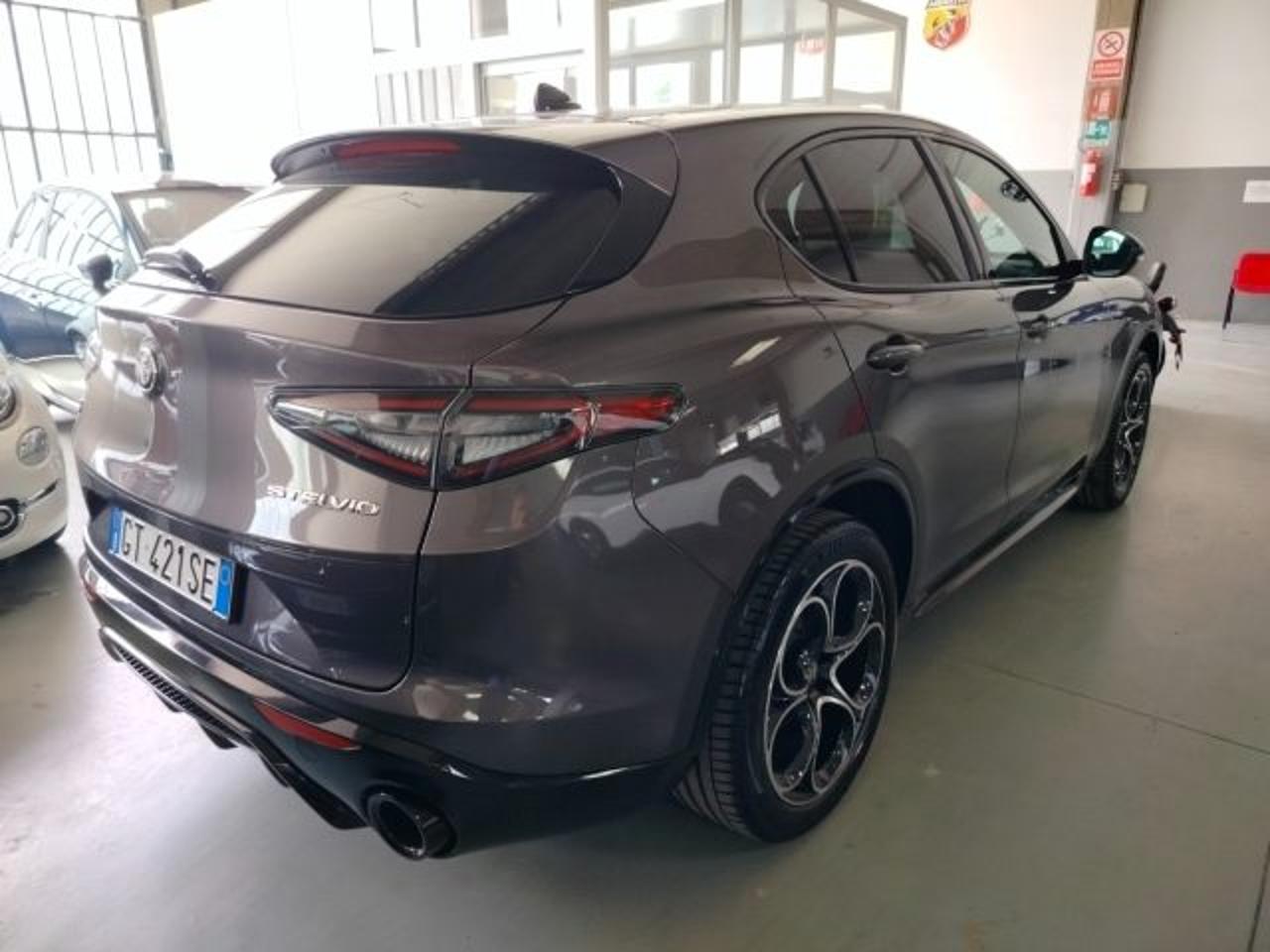 Alfa Romeo Alfa Romeo Stelvio usata, con airbag