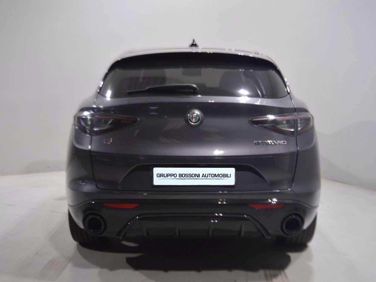 Alfa Romeo Alfa Romeo Stelvio usata 18