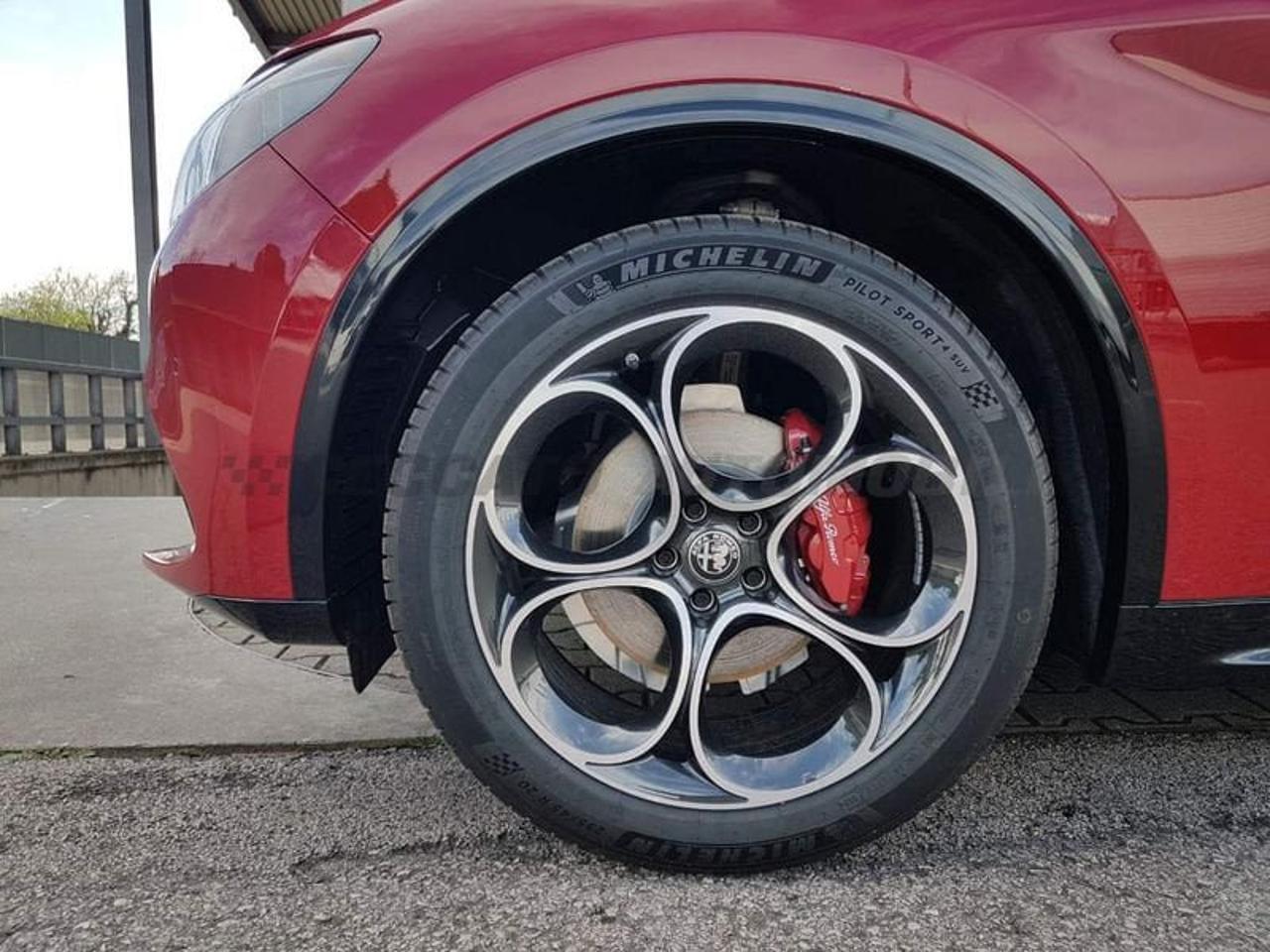 Alfa Romeo Alfa Romeo Stelvio usata 19