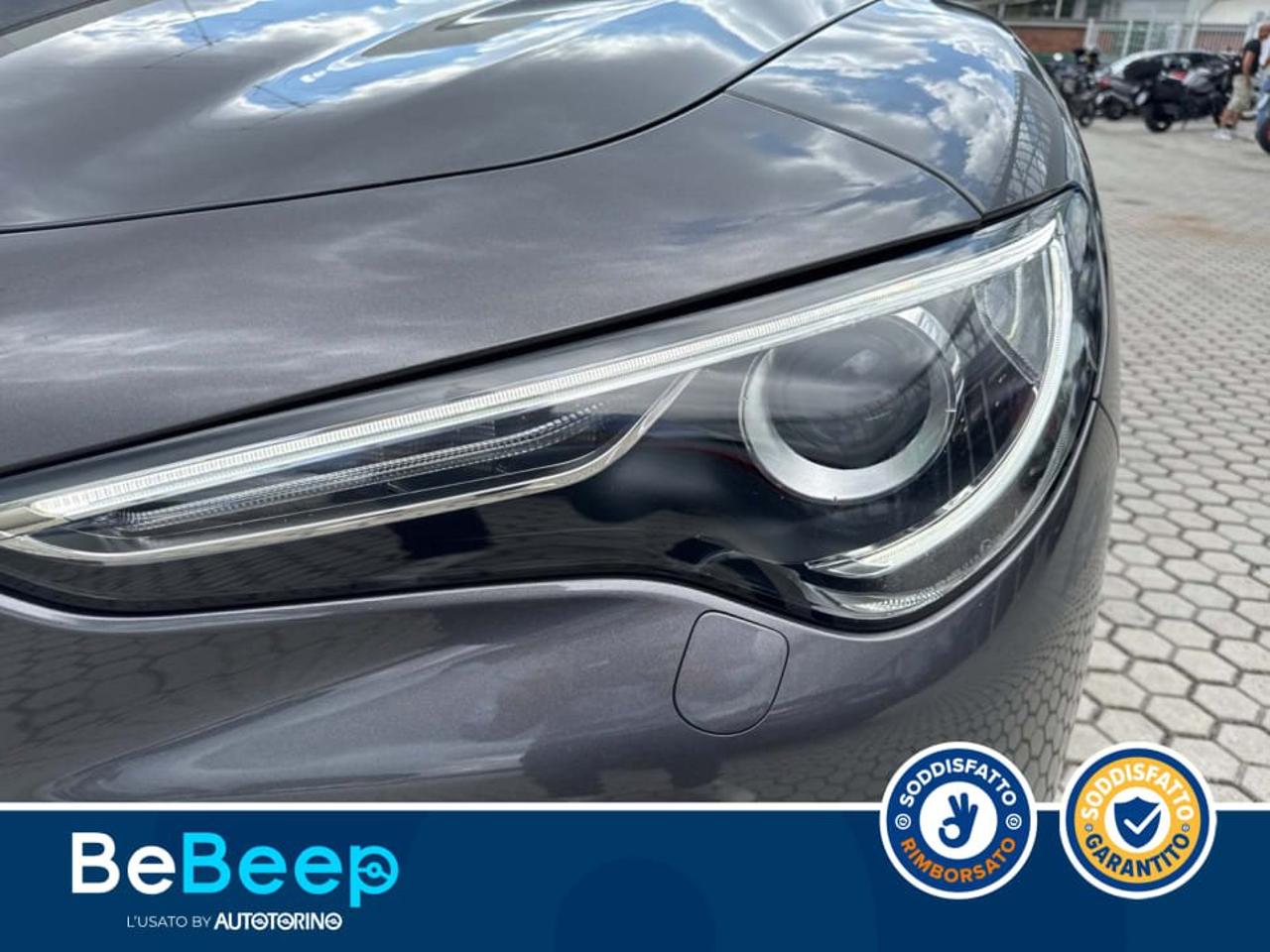 Alfa Romeo Alfa Romeo Stelvio usata 2