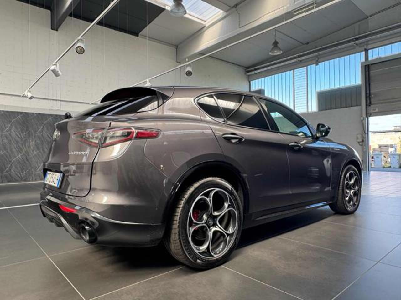 Alfa Romeo Alfa Romeo Stelvio usata 12