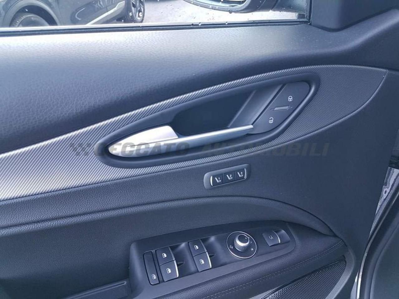 Alfa Romeo Alfa Romeo Stelvio usata, con navigatore