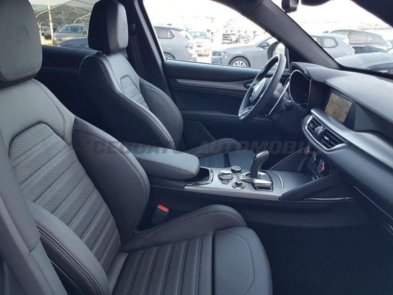 Alfa Romeo Alfa Romeo Stelvio usata 17