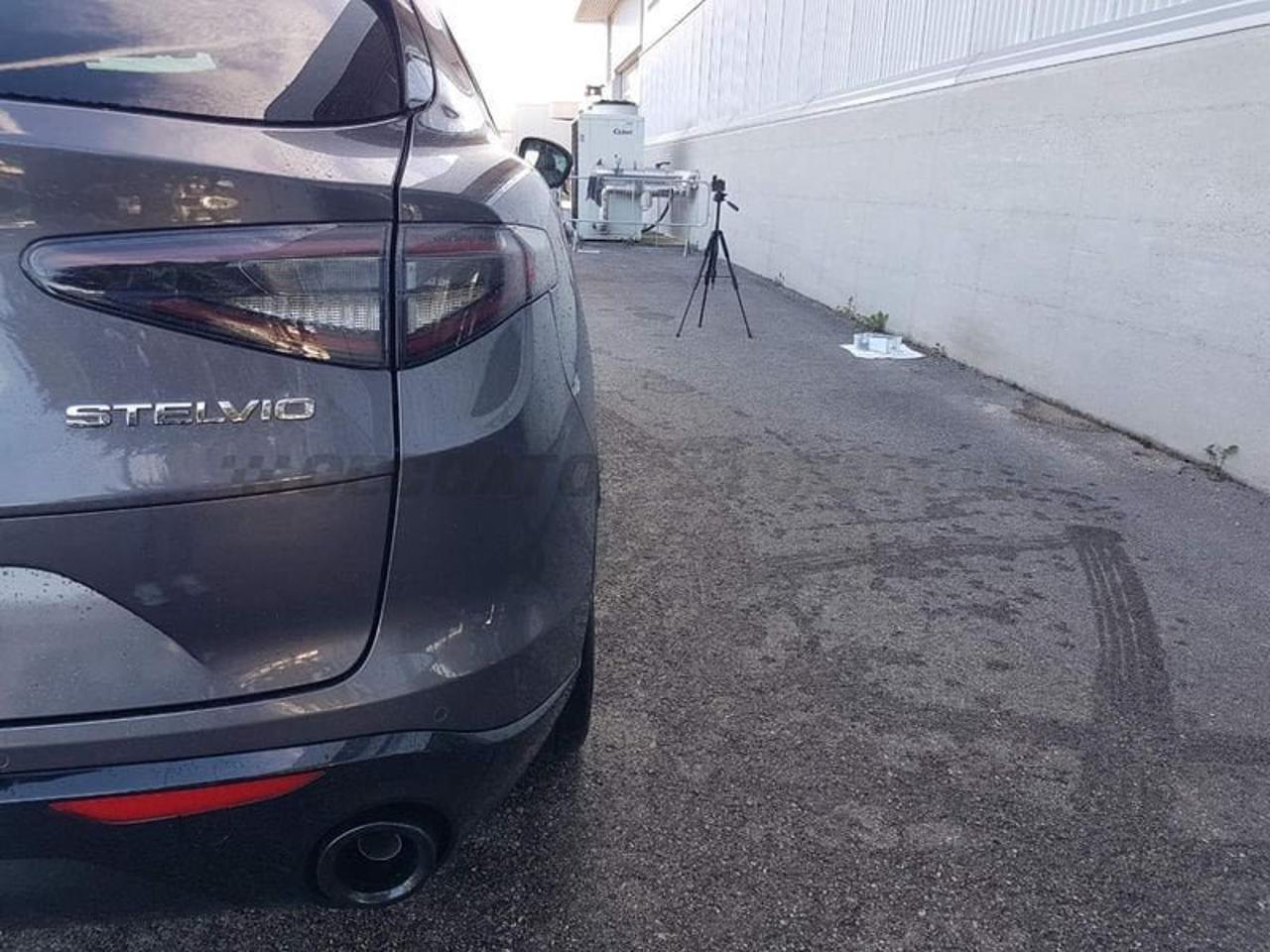 Alfa Romeo Alfa Romeo Stelvio usata 10