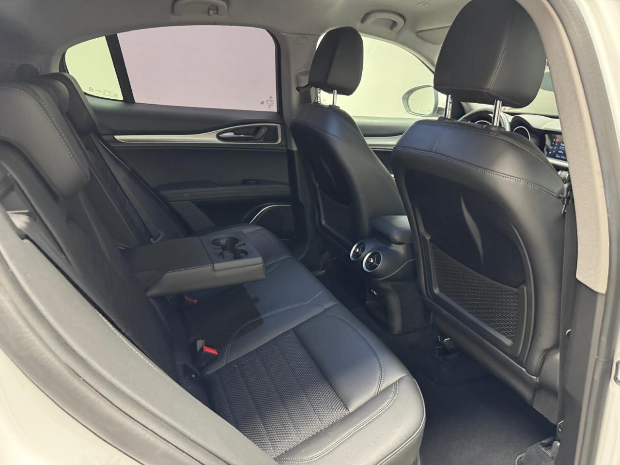 Alfa Romeo Alfa Romeo Stelvio usata 4