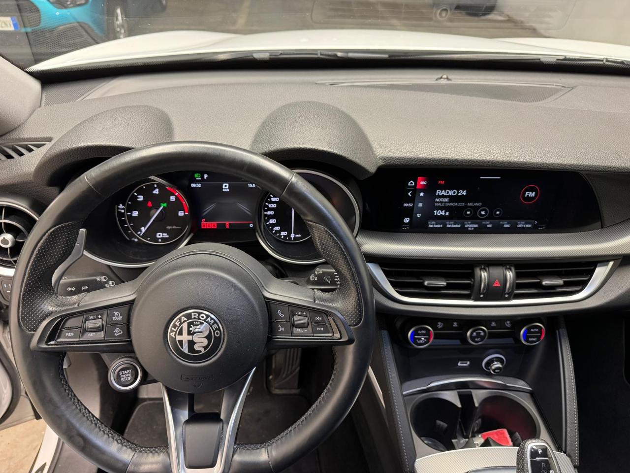 Alfa Romeo Alfa Romeo Stelvio usata 9