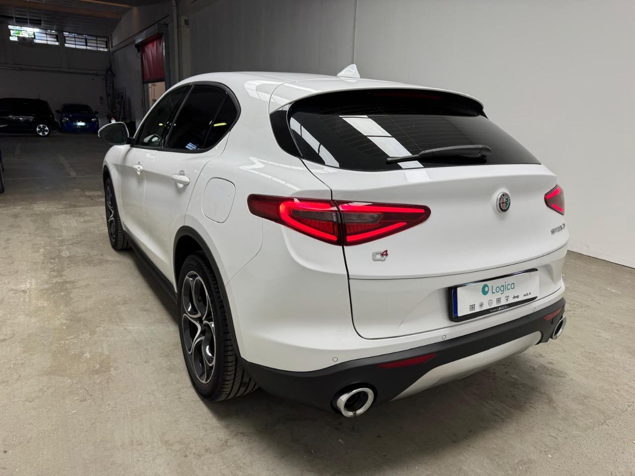 Alfa Romeo Alfa Romeo Stelvio usata 11
