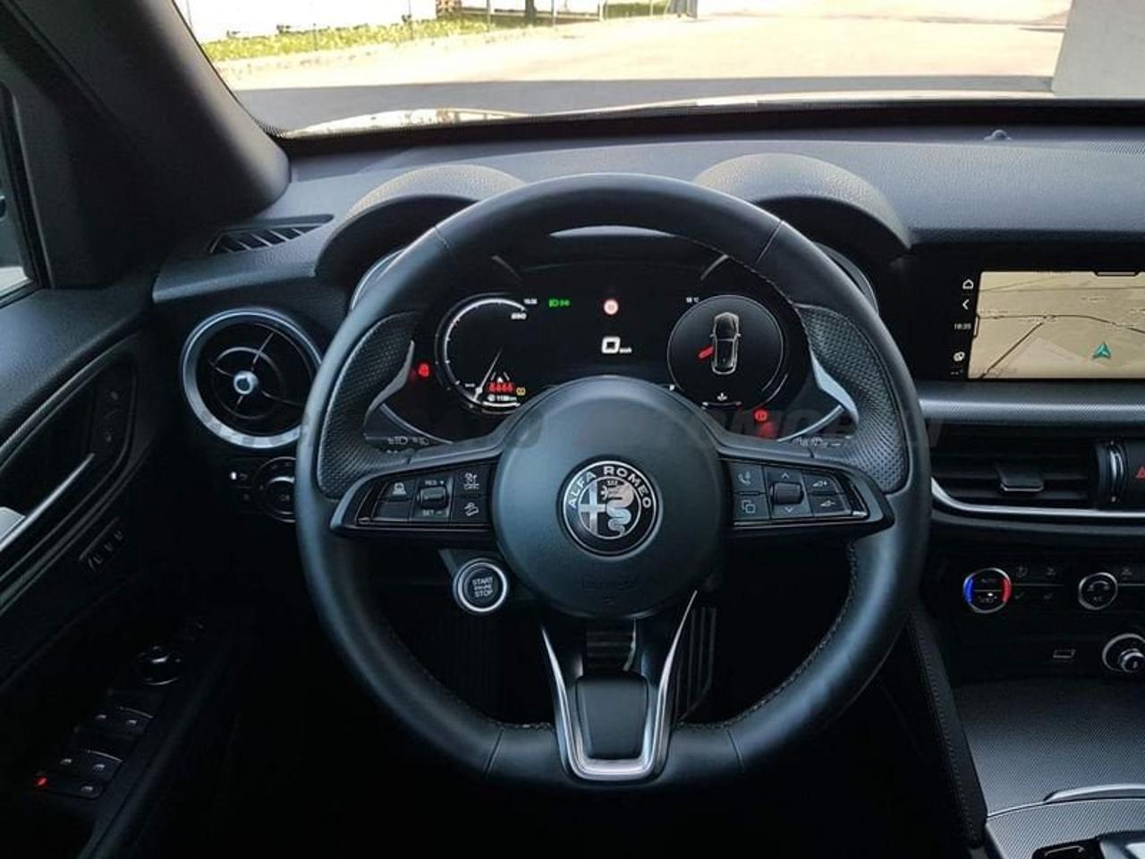 Alfa Romeo Alfa Romeo Stelvio usata 13