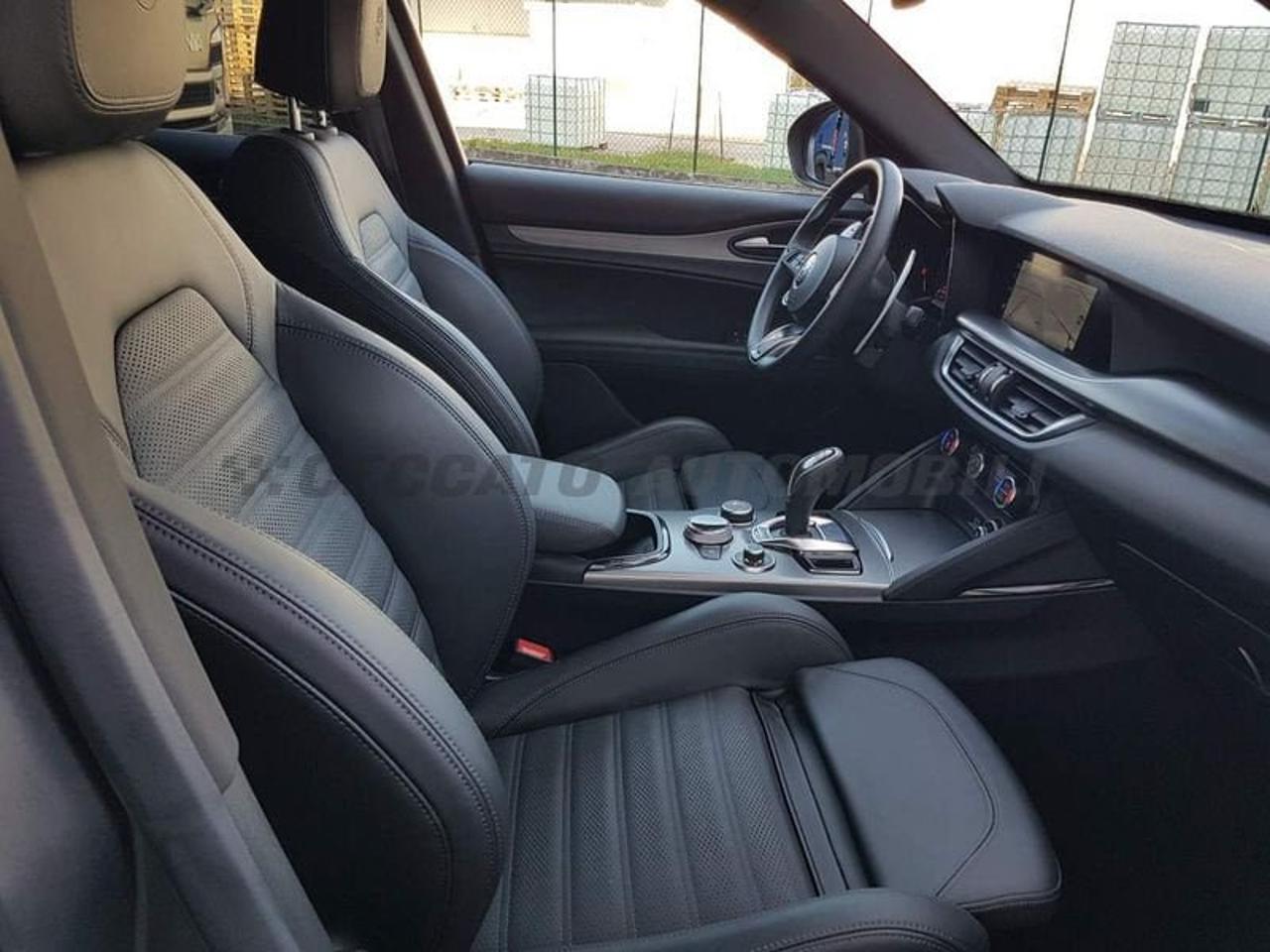 Alfa Romeo Alfa Romeo Stelvio usata 18