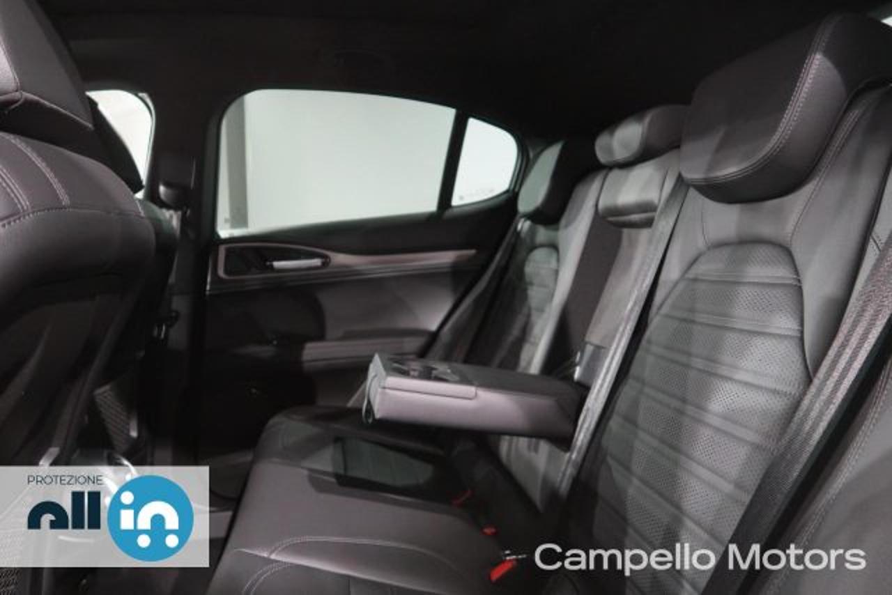 Alfa Romeo Alfa Romeo Stelvio usata 18