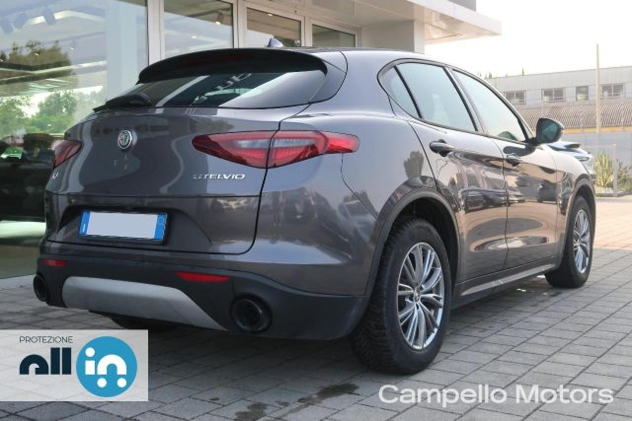Alfa Romeo Alfa Romeo Stelvio usata 10
