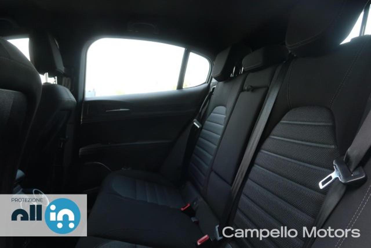 Alfa Romeo Alfa Romeo Stelvio usata 13