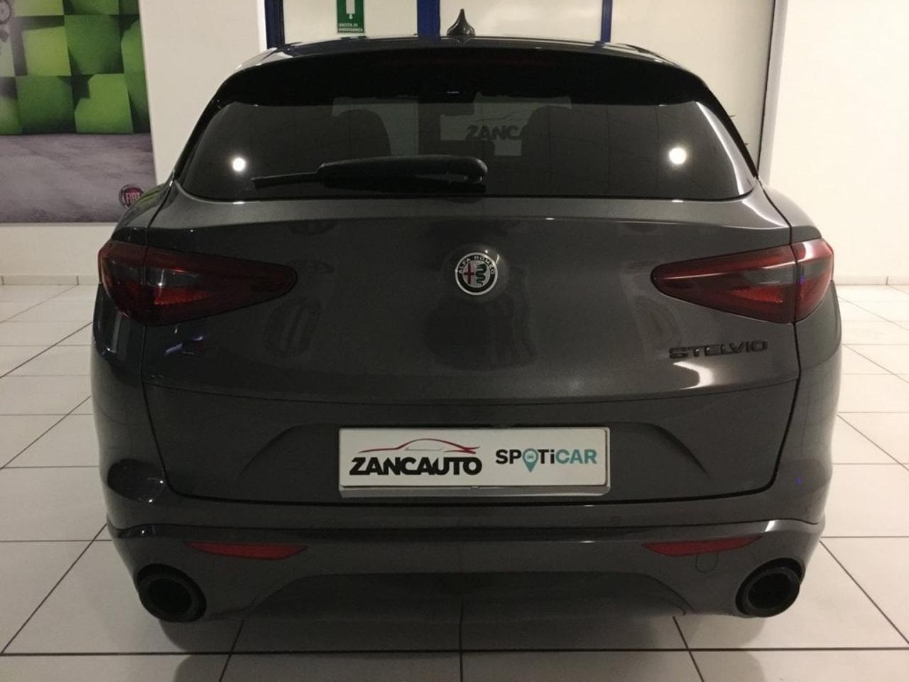 Alfa Romeo Alfa Romeo Stelvio usata 11