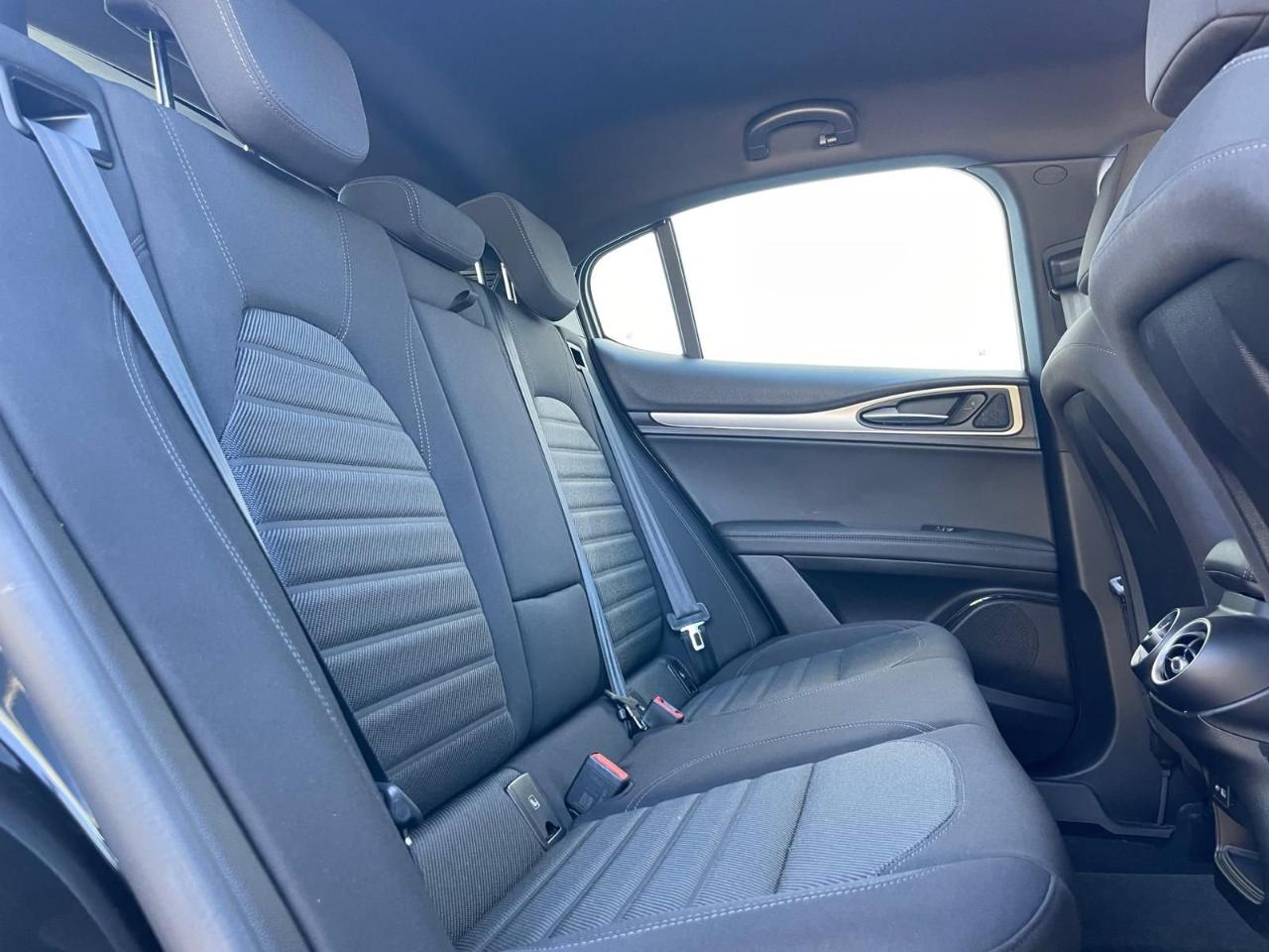 Alfa Romeo Alfa Romeo Stelvio usata 12