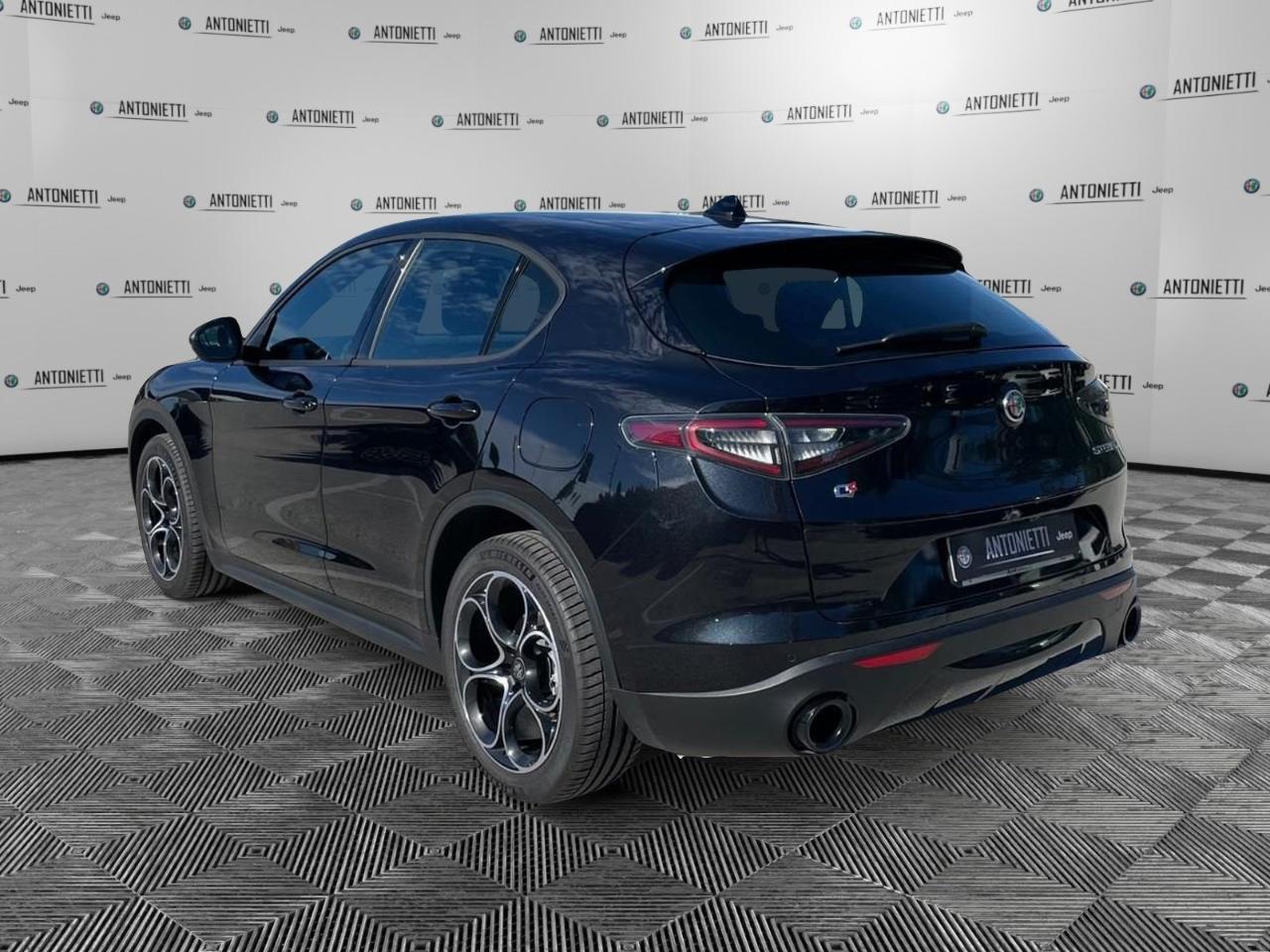 Alfa Romeo Alfa Romeo Stelvio usata 19