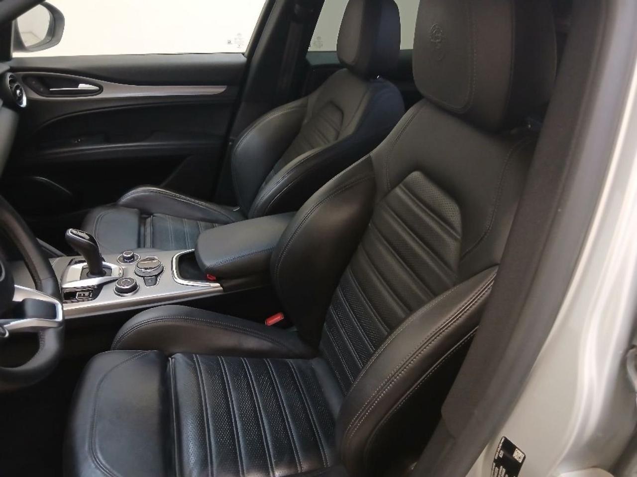 Alfa Romeo Stelvio - Foto 4