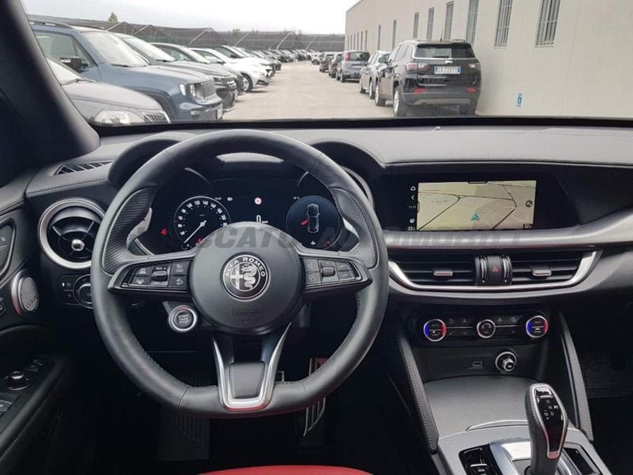 Alfa Romeo Alfa Romeo Stelvio usata 24