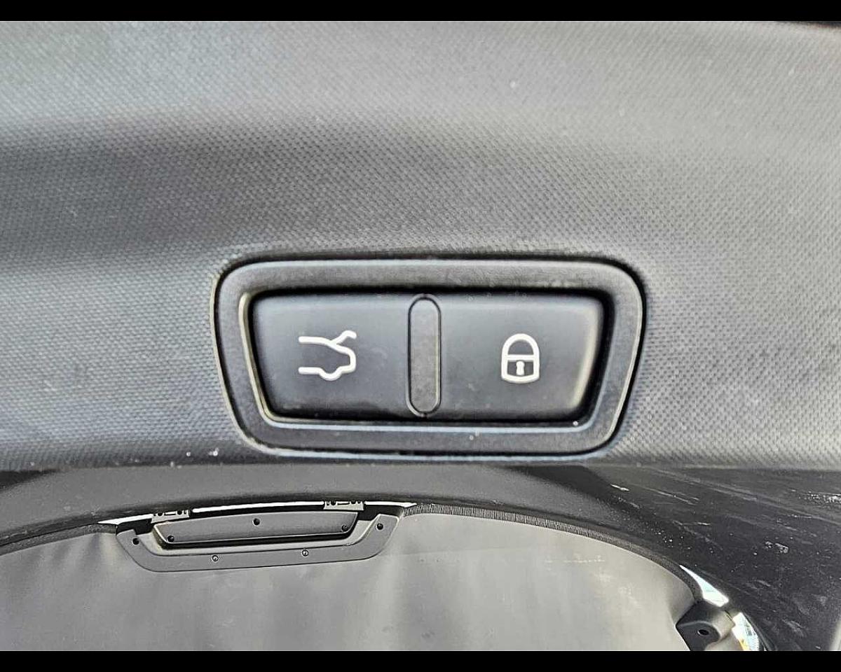 Alfa Romeo Alfa Romeo Stelvio usata, con 5 sedili