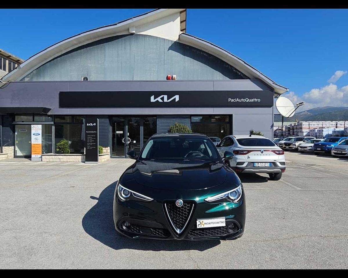 Alfa Romeo Alfa Romeo Stelvio usata, con assistenza alla frenata