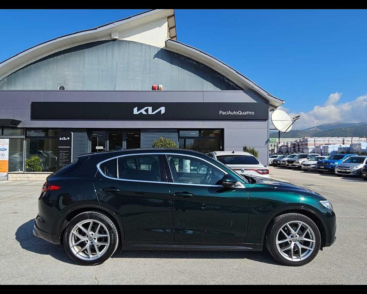 Alfa Romeo Alfa Romeo Stelvio usata, con cupolino