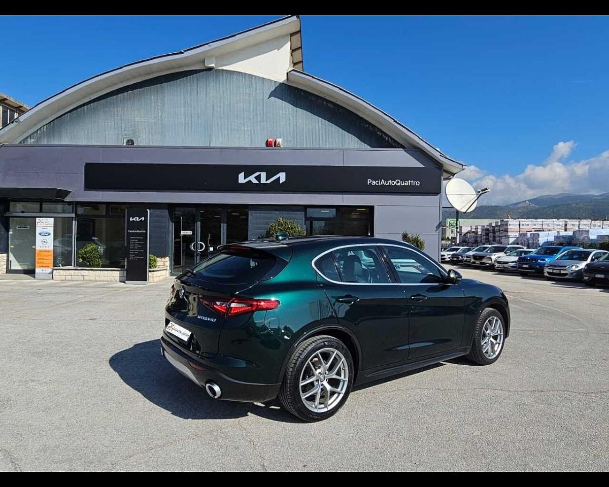 Alfa Romeo Alfa Romeo Stelvio usata, con distance warning system