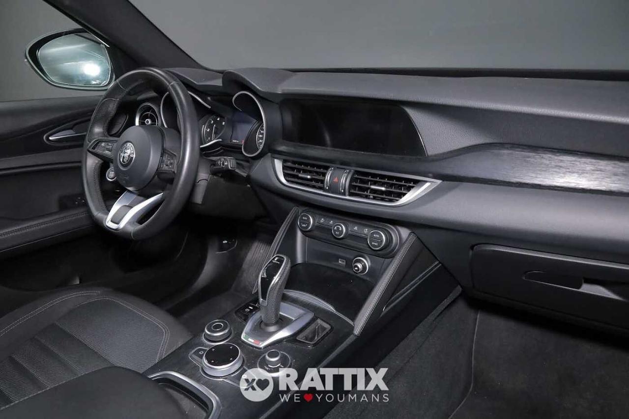 Alfa Romeo Alfa Romeo Stelvio usata 8