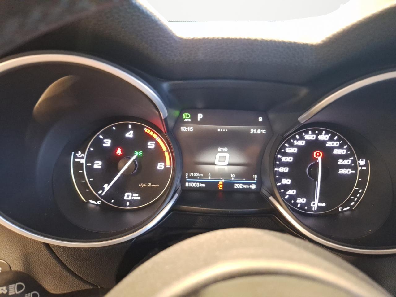 Alfa Romeo Alfa Romeo Stelvio usata, con cerchi in lega