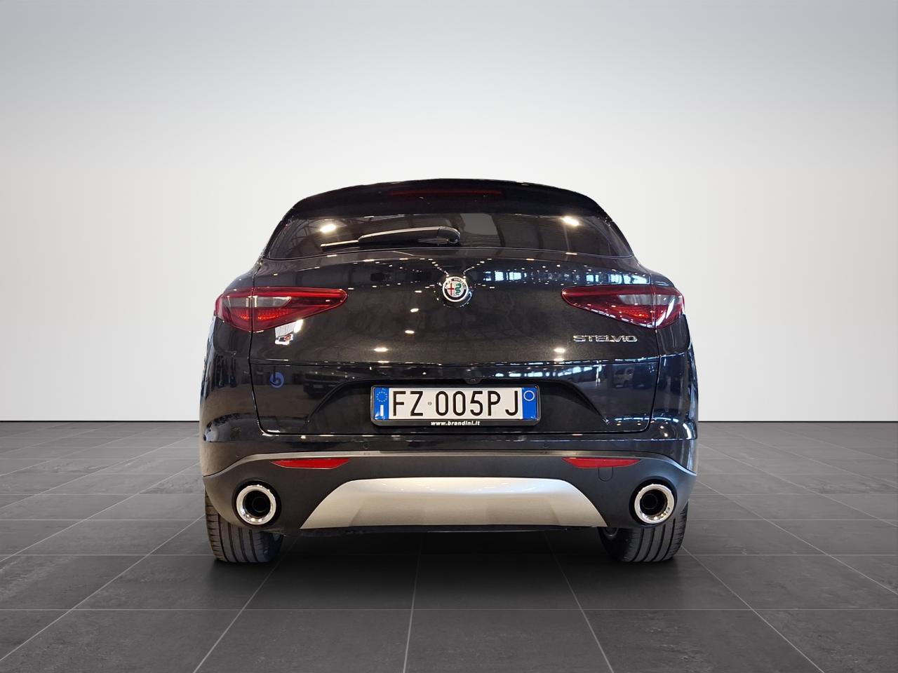 Alfa Romeo Alfa Romeo Stelvio usata 19