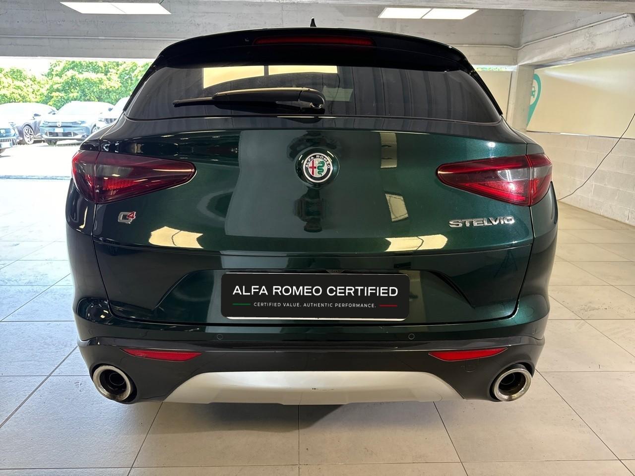 Alfa Romeo Alfa Romeo Stelvio usata, con avviso superamento corsia attivazione sterzo e 180