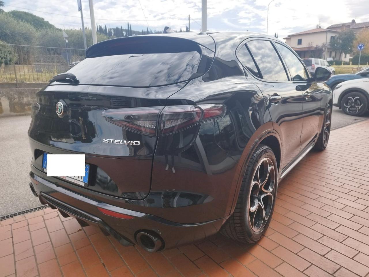 Alfa Romeo Alfa Romeo Stelvio usata 18