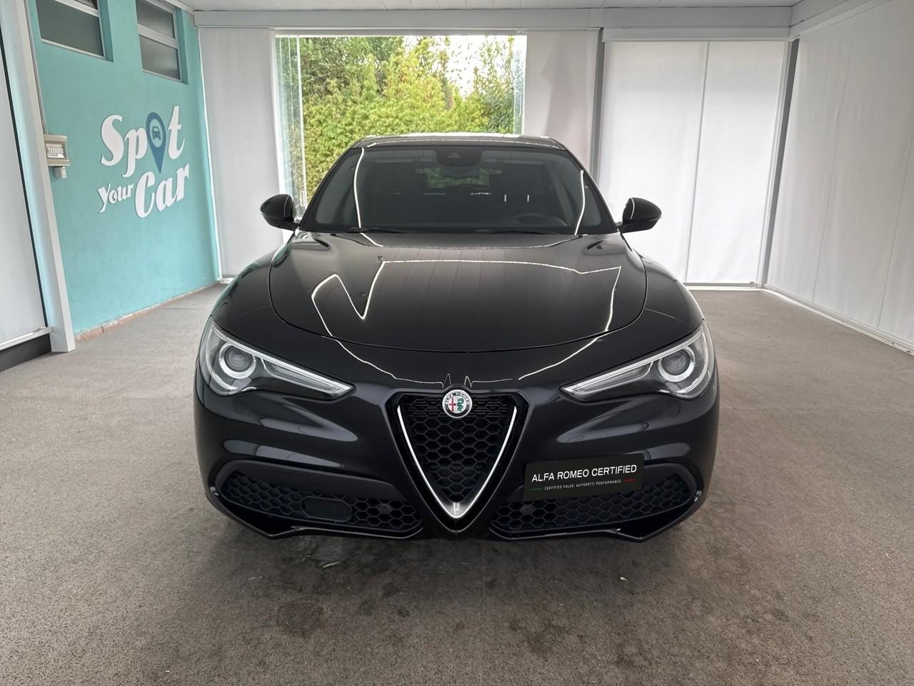 Alfa Romeo Alfa Romeo Stelvio usata, con assistenza al parcheggio posteriore e con monitor