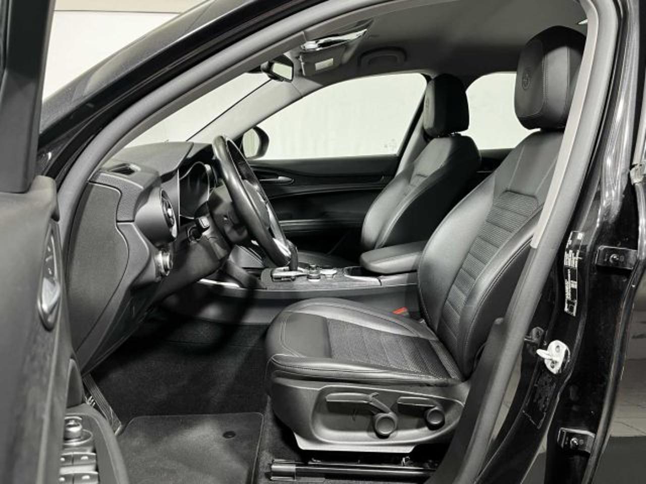 Alfa Romeo Alfa Romeo Stelvio usata, con airbag