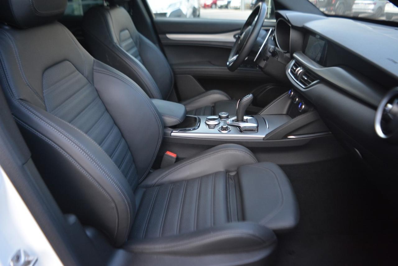 Alfa Romeo Alfa Romeo Stelvio usata 19
