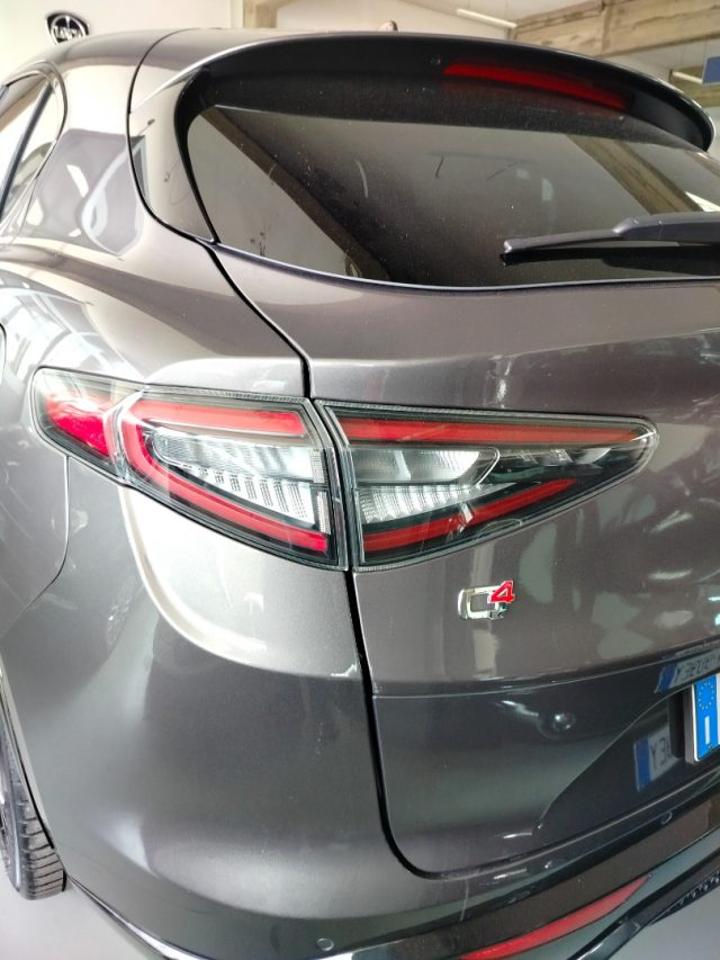 Alfa Romeo Alfa Romeo Stelvio usata 9