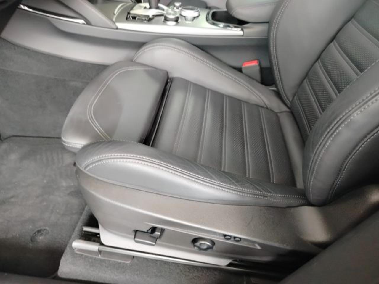 Alfa Romeo Alfa Romeo Stelvio usata 20